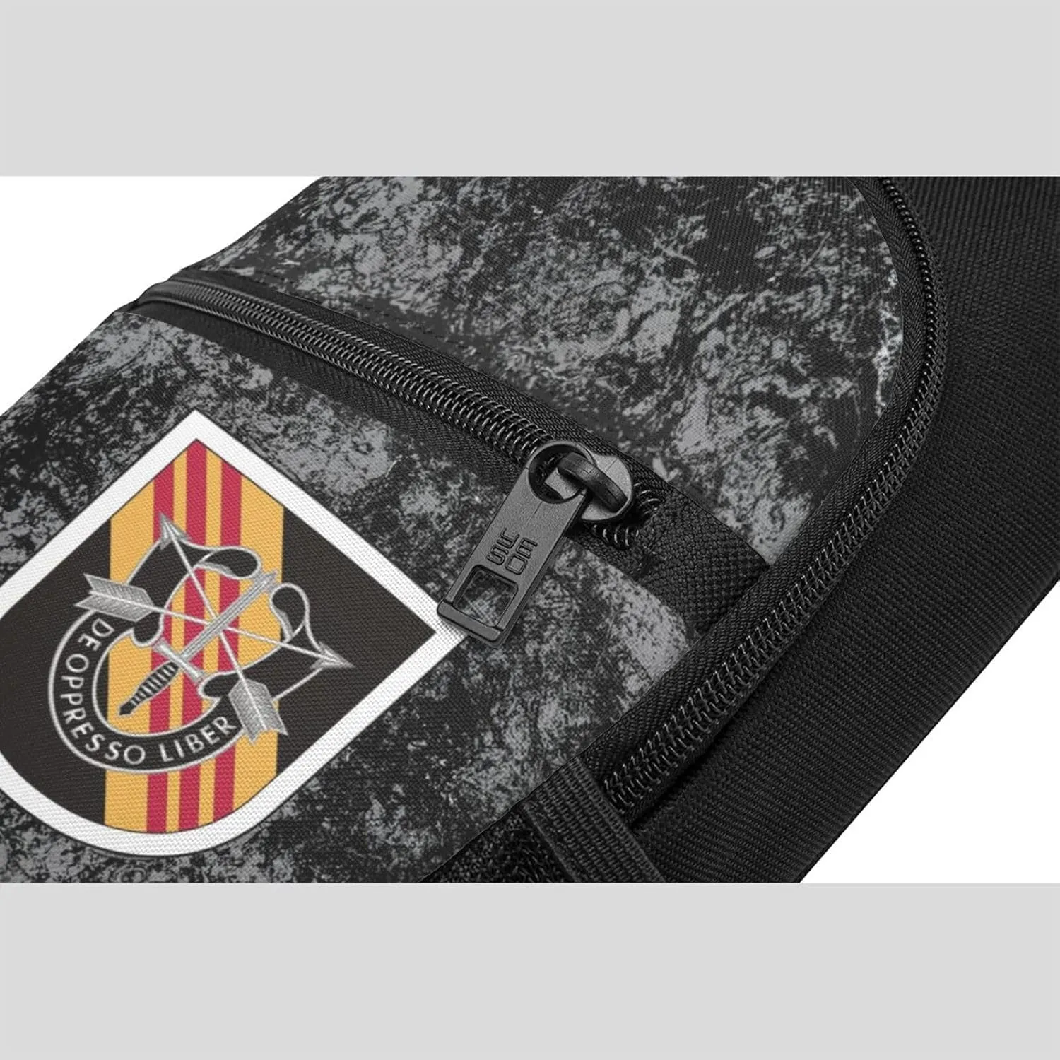 Army 5th Special Forces Group Vietnam Sling Bag Crossbody Backpack Shoulder Casual Daypack Bags for Men