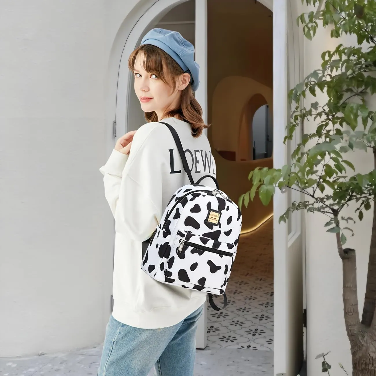 Cusangel Cow Small Purse Backpack For Women, Small Backpack,Mini Backpack Purse for Women Girls,10L little cute backpack,teen Girl work travel Shopping malls, farms, para daypack,mochila vaca pequeña