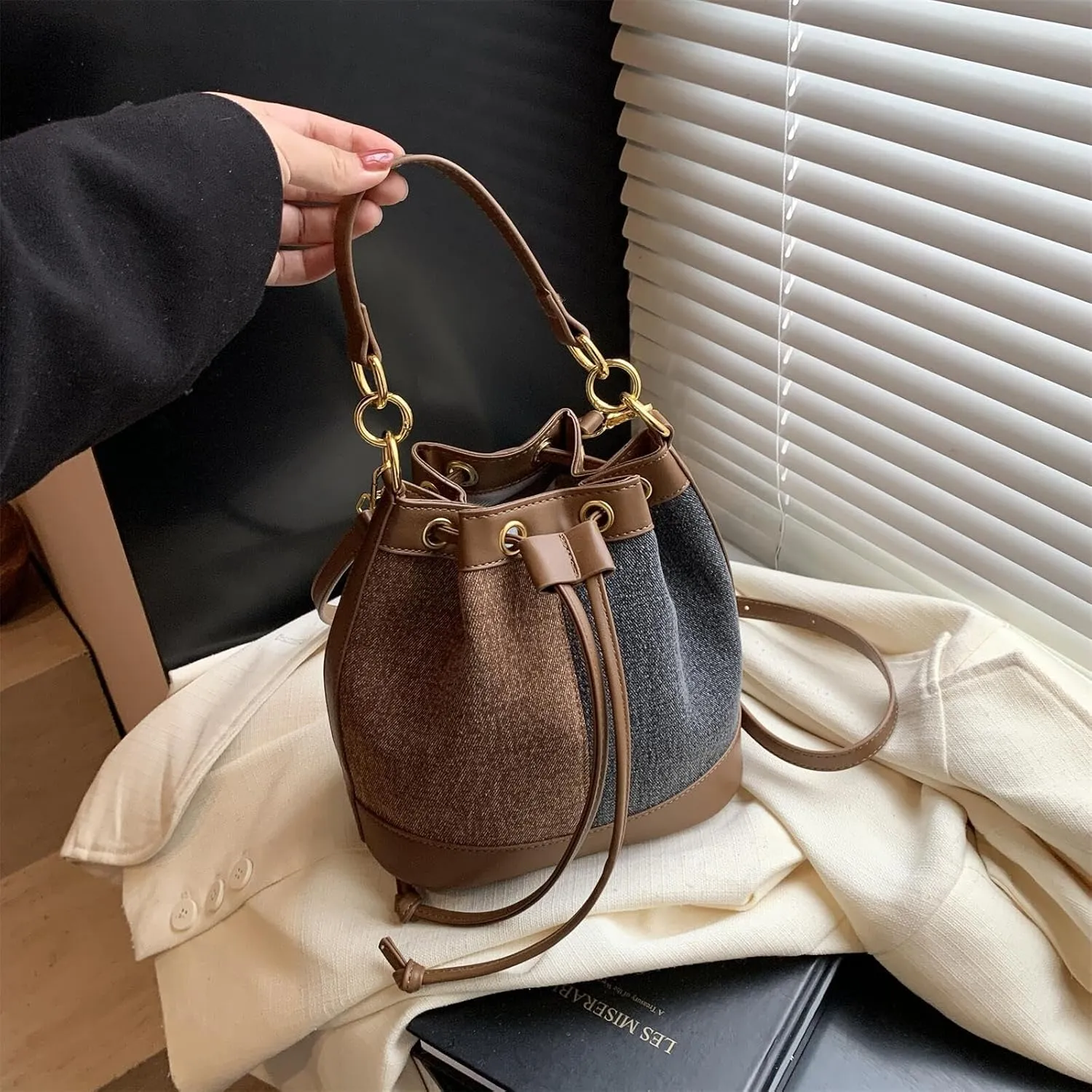 Denim Bucket Bag for Women Handbag Trendy Jean Purse Drawstring Crossbody Shoulder Bag
