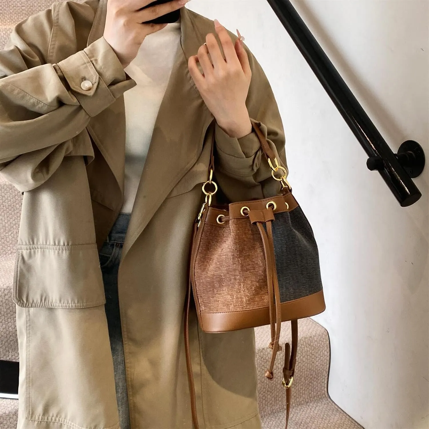 Denim Bucket Bag for Women Handbag Trendy Jean Purse Drawstring Crossbody Shoulder Bag