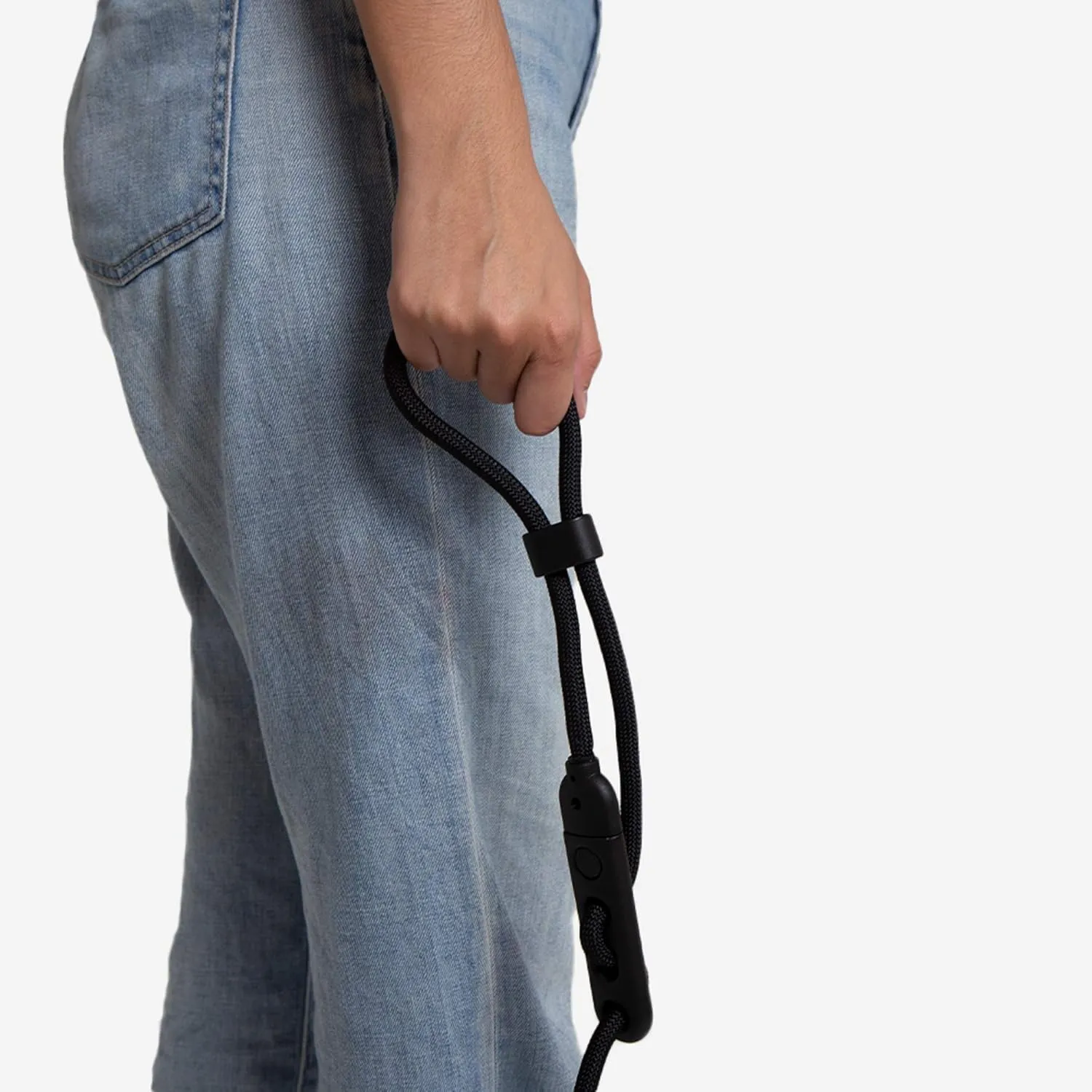 Gotham 4-in-1 Hands-Free Dog Leash – Adjustable for Crossbody, Waist, Long Leash, or Tether Use – Stylish, Lightweight, and Comfortable for Everyday Walks