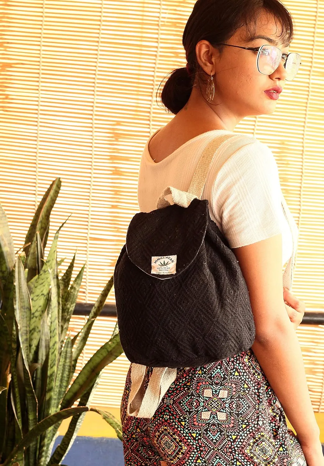 Hemp small bag for women Girls Light Weight Eco Friendly Small cute backpack Bag for everyday lives (Black)