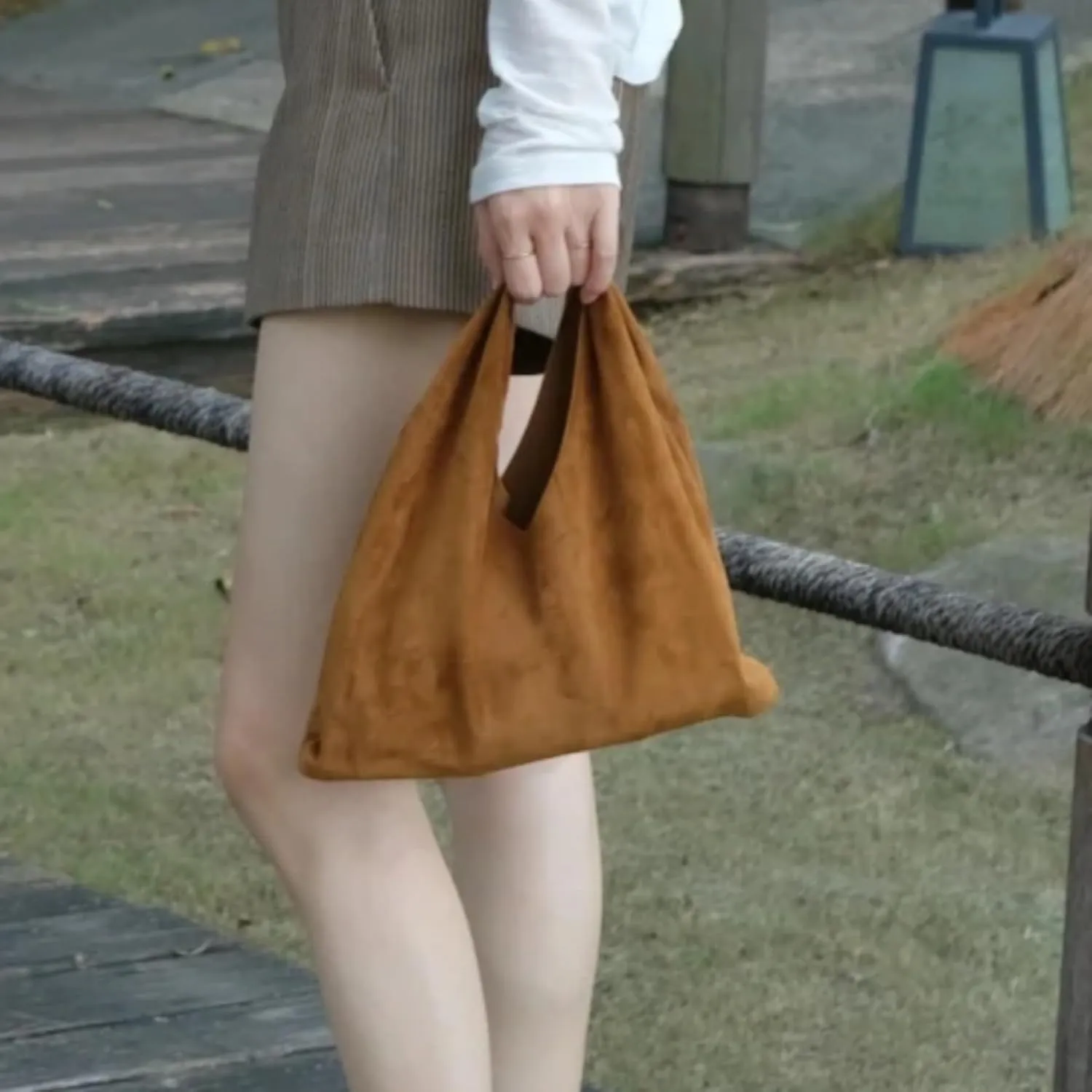 Minimalist Handbag Hobo Bag Faux Suede Soft Tote Bag Casual Large Purse Shoulder Bag Trendy Commuter Bag