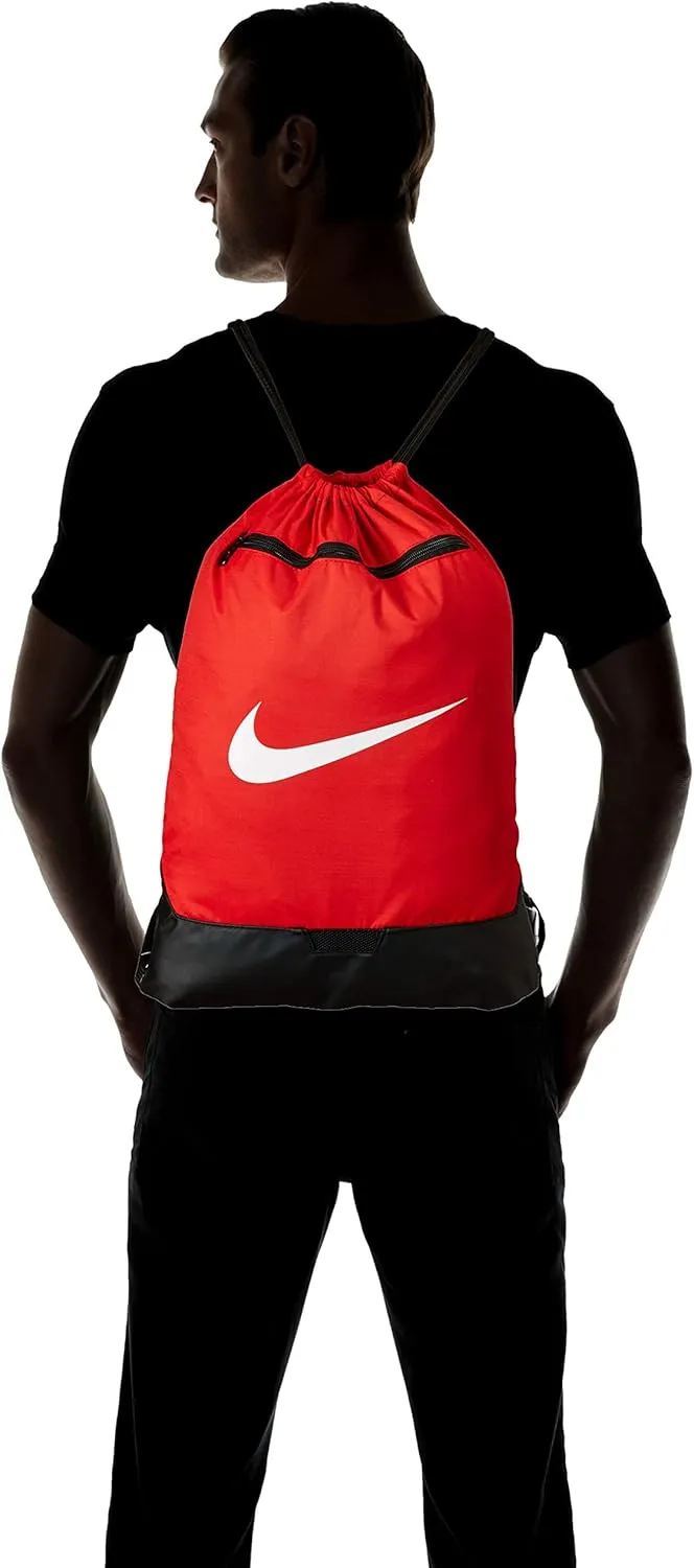 Nike Brasilia Training Gymsack, Drawstring Backpack with Zipper Pocket and Reinforced Bottom, University Red/University Red