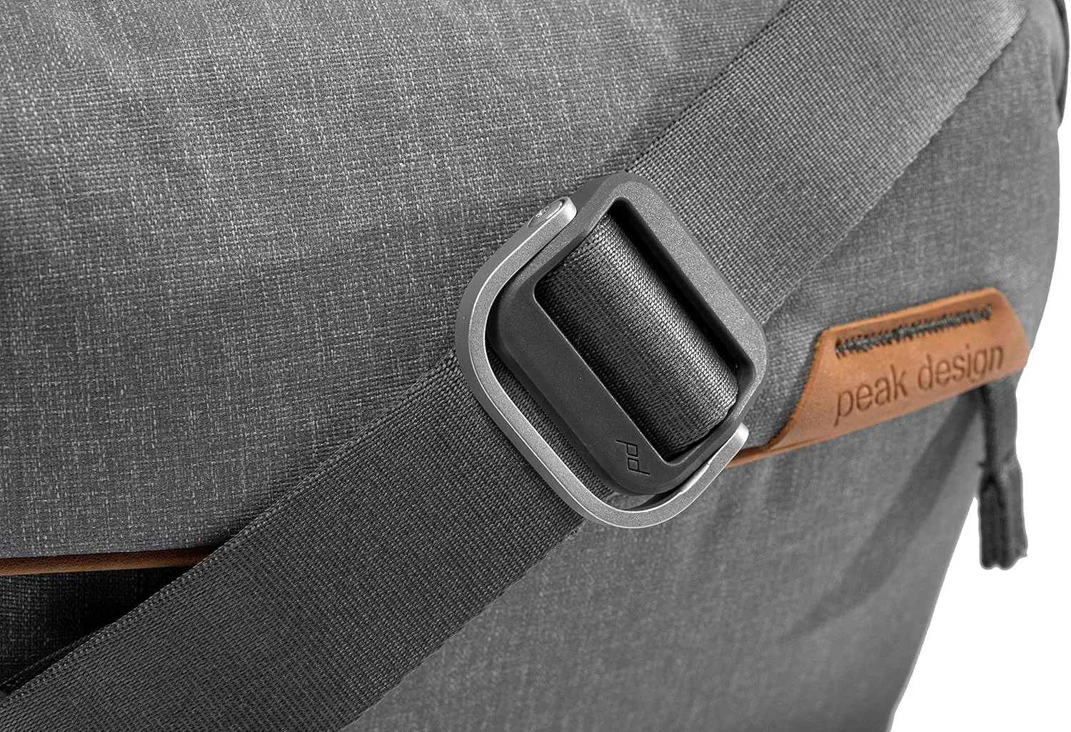 Peak Design Everyday Sling 6L
