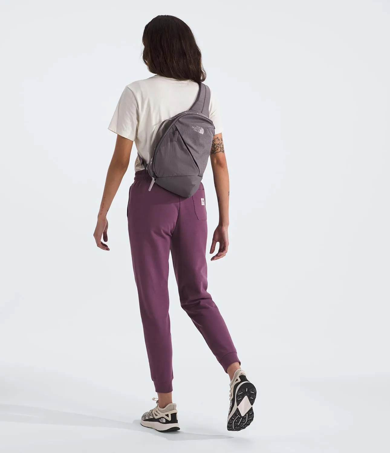 THE NORTH FACE Women's Isabella Sling - PFAS Free, Lunar Stone Dark Heather/Lunar Stone, One Size