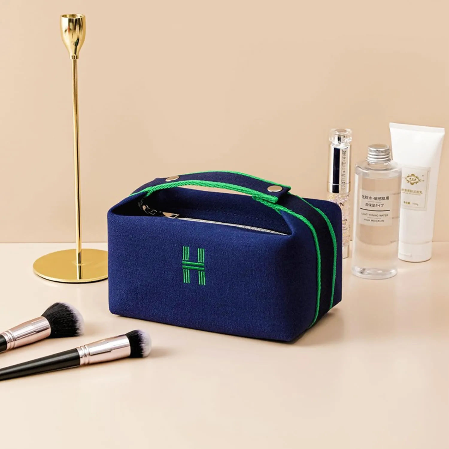 Travel Makeup Bag, Waterproof Canvas Cosmetic Bag Make Up Organizer Case for Women, Large Toiletry Bag Skincare Pouch for Toiletries Accessories Brushes