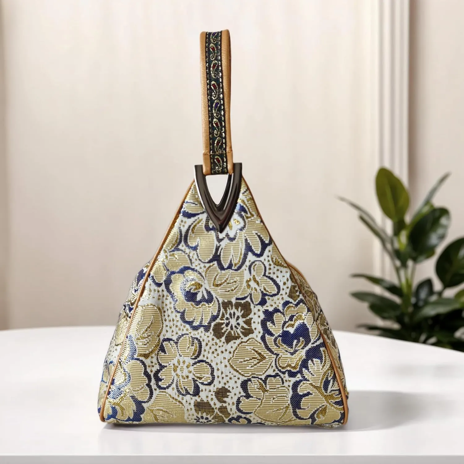 Yunjin Cloud Brocade Silk Pyramid Handbag for Women, Lightweight Handbag, Cute Trendy Zipper Tote Bag for Summer Vacation
